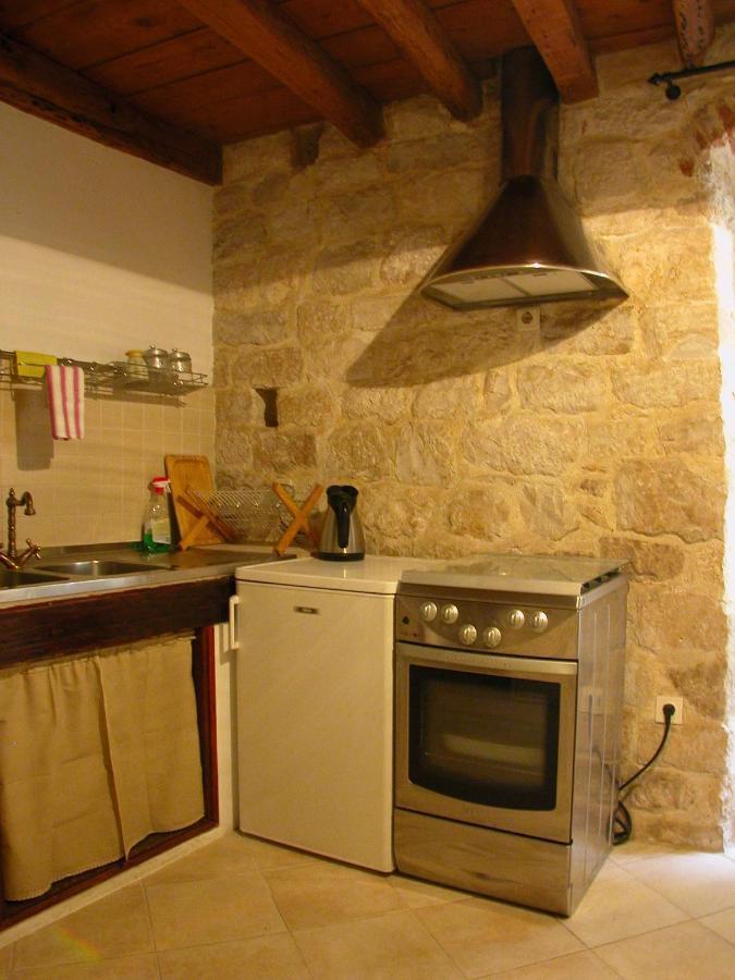 Rooms Livia Trogir Luaran gambar