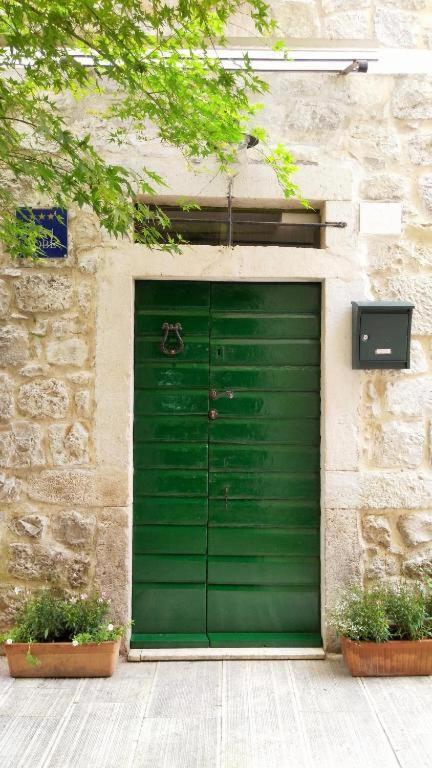 Rooms Livia Trogir Luaran gambar
