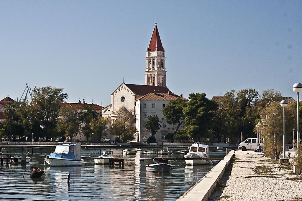 Rooms Livia Trogir Luaran gambar