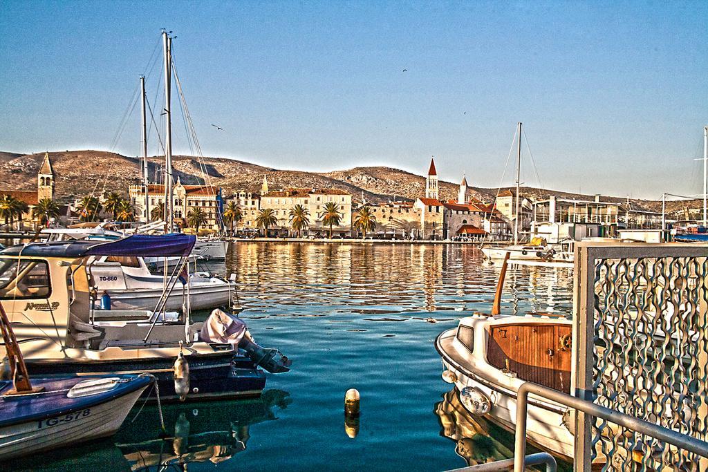 Rooms Livia Trogir Luaran gambar