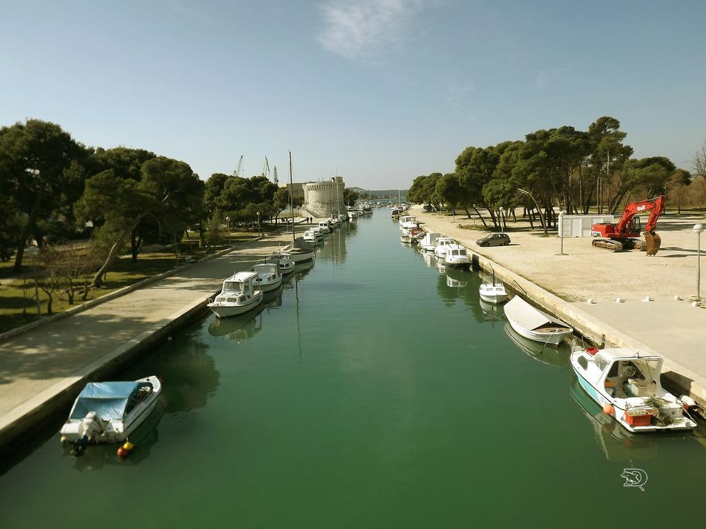 Rooms Livia Trogir Luaran gambar