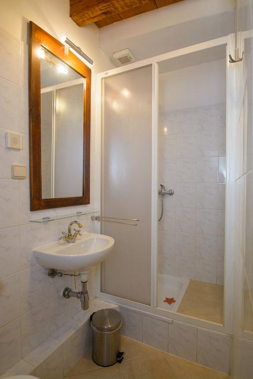 Rooms Livia Trogir Bilik gambar