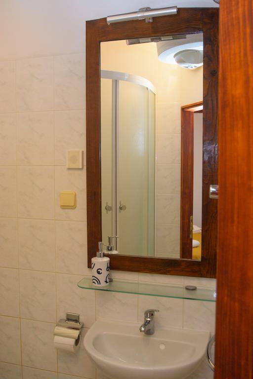 Rooms Livia Trogir Bilik gambar