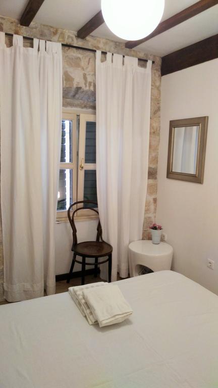 Rooms Livia Trogir Luaran gambar